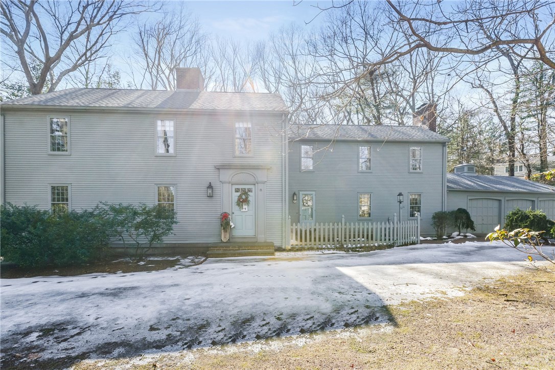 40 Bow Street East Greenwich, RI 02818 - Photo 2 of 35 Gallery Image 2