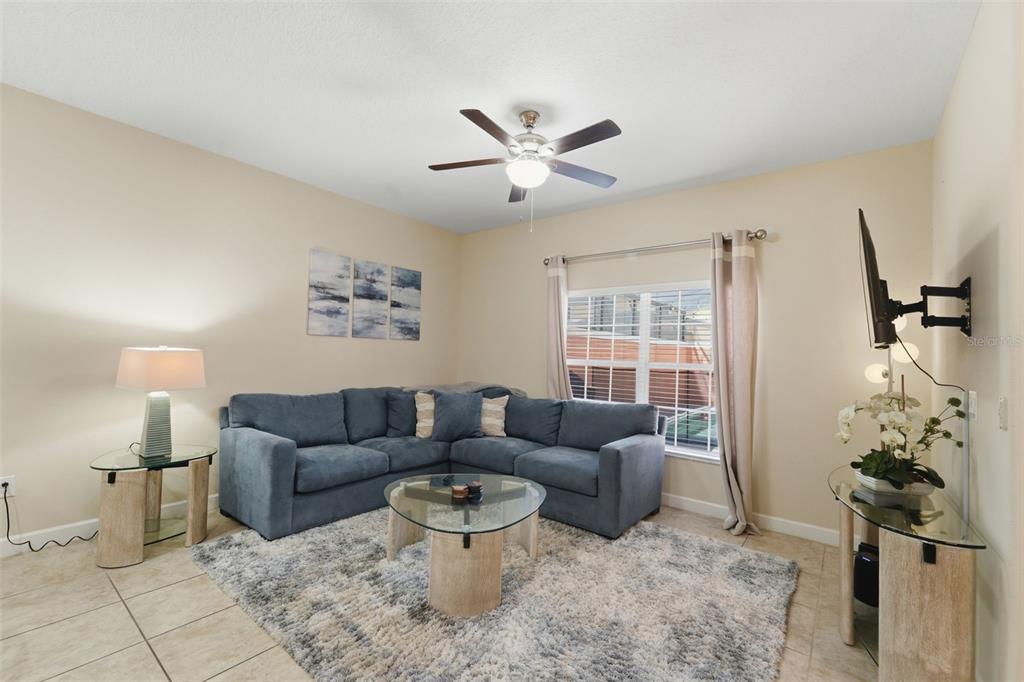 8975 California Palm Road Kissimmee, FL 34747 - Photo 5 of 47 Gallery Image 5