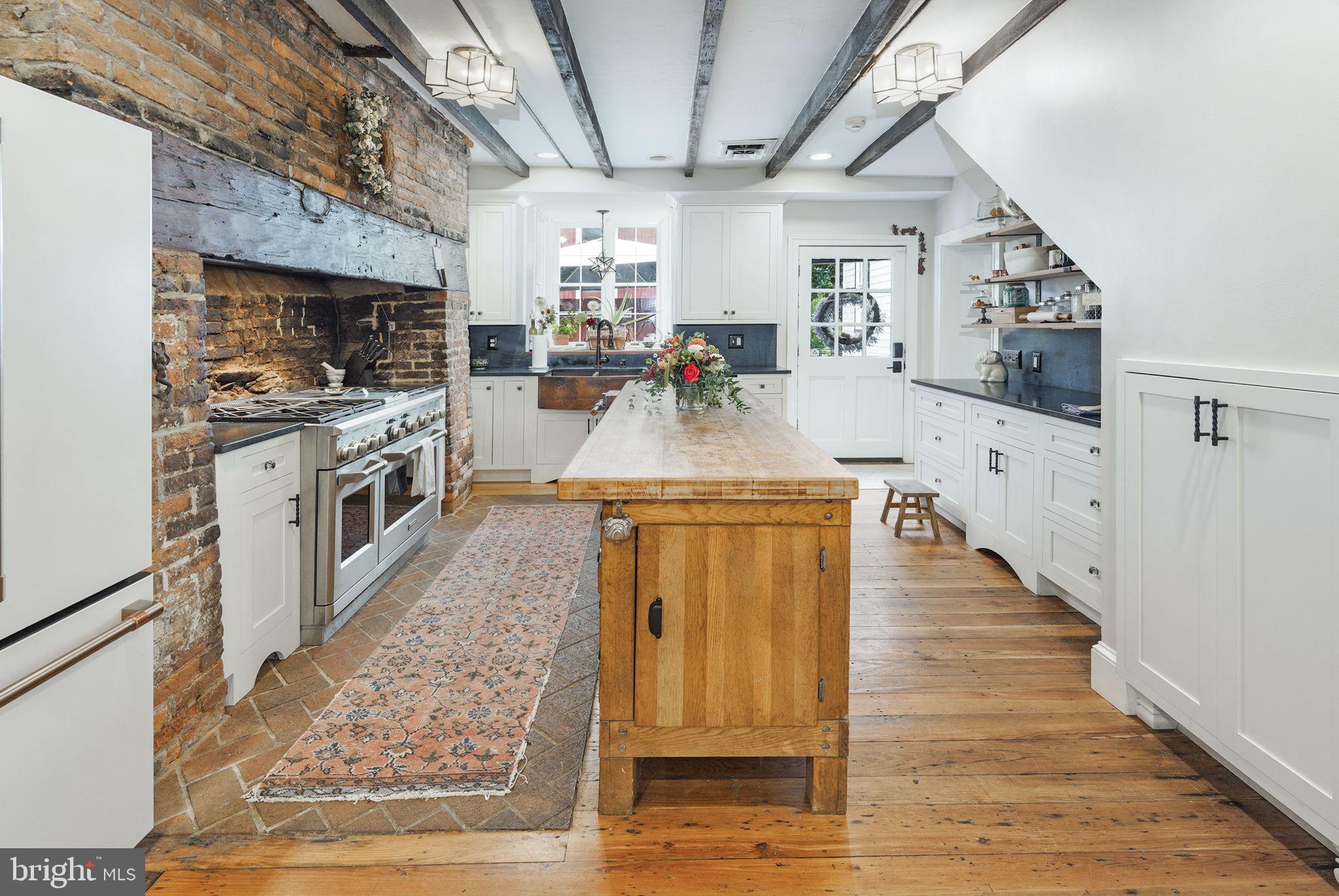 3427 Summit Point Road Summit Point, WV 25446 - Photo 26 of 102