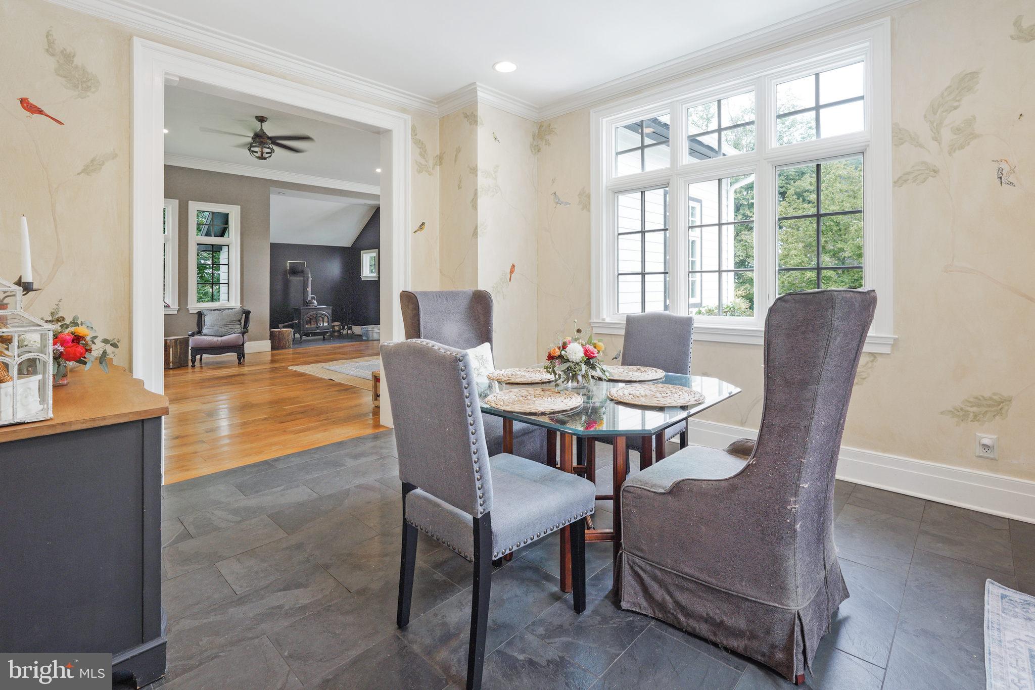 3427 Summit Point Road Summit Point, WV 25446 - Photo 32 of 102 Breakfast nook