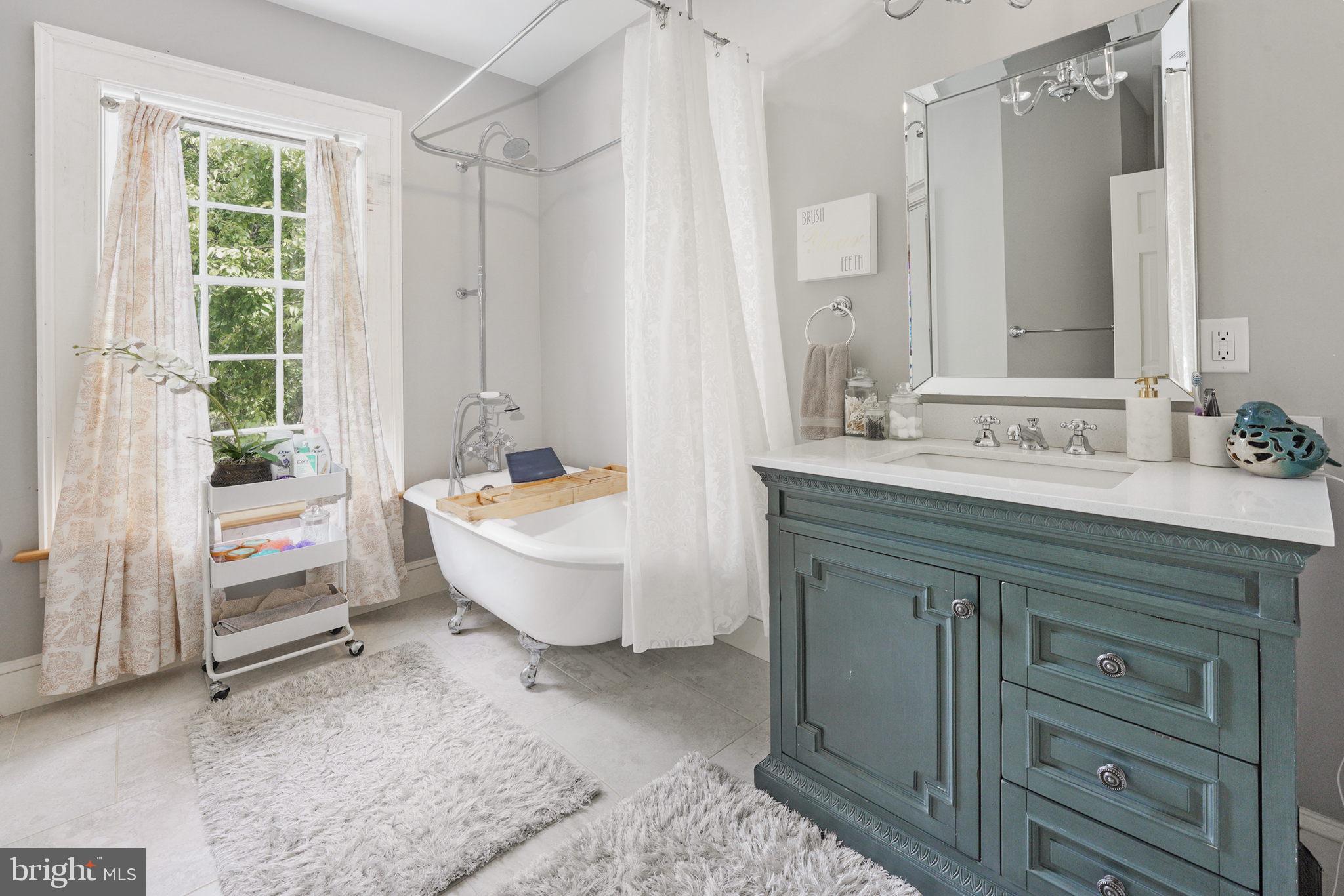 3427 Summit Point Road Summit Point, WV 25446 - Photo 43 of 102 En suite bathroom