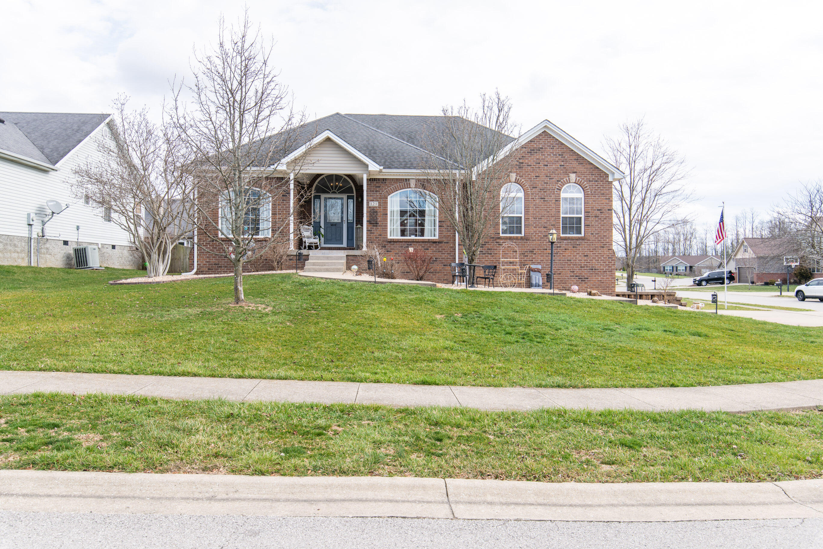 121 Fallow Circle Georgetown, KY 40324 - Photo 1 of 55 20230220-121-Fallow-Cir-TEMedia-001_web
