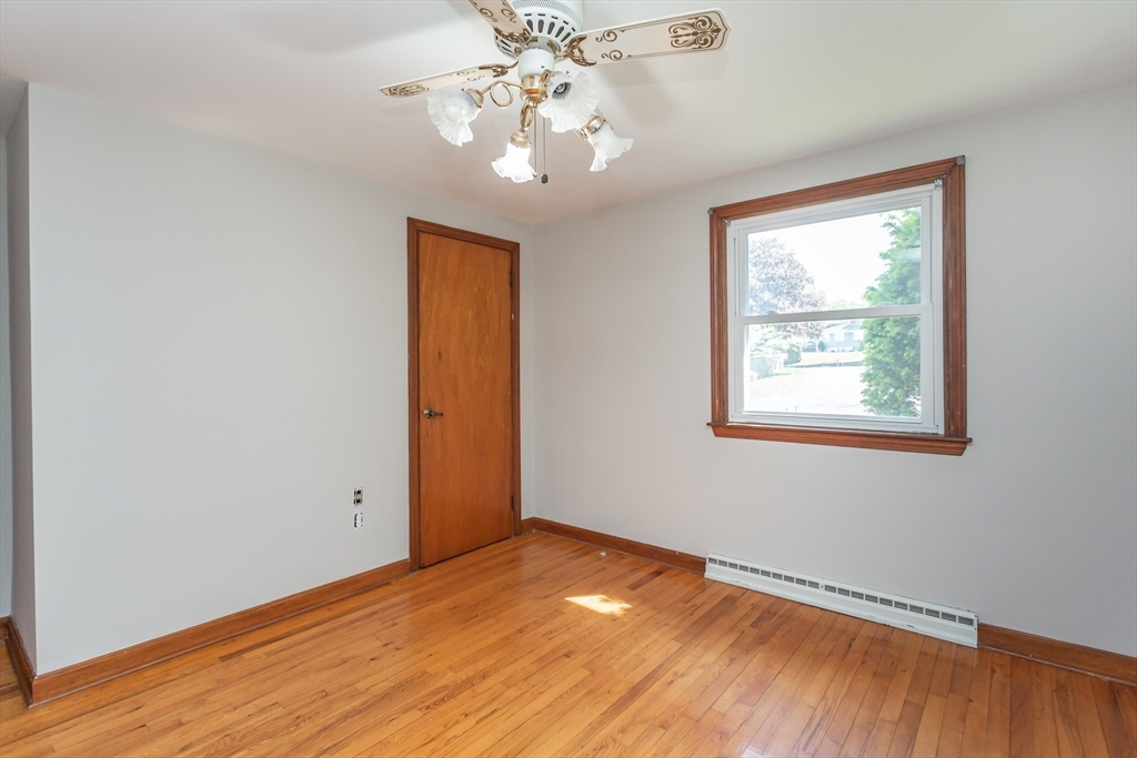 68 Redwood Road Somerset, MA 02726 - Photo 13 of 28 Gallery Image 13