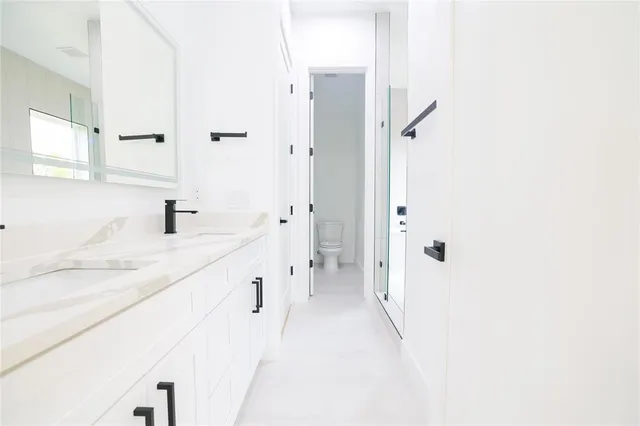 $4,154 | 306 East 7th Street, Dallas, TX 75203