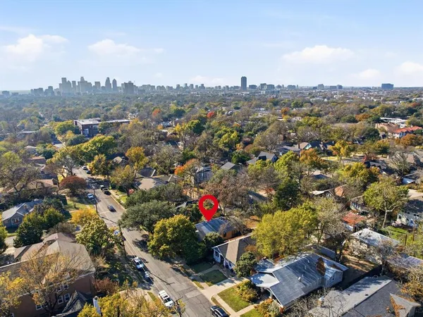 an aerial view of multiple house
