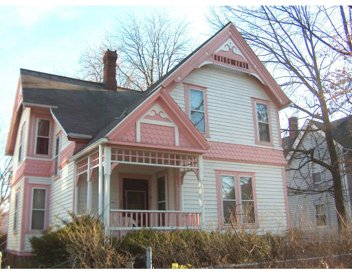 123 Lebanon Street Springfield, MA 01109 - Photo 2 of 16 Gallery Image 2