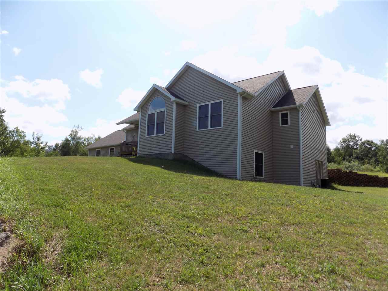 9645 North Green Road Farwell, MI 48622 - Photo 3 of 28 1866682-2.JPG
