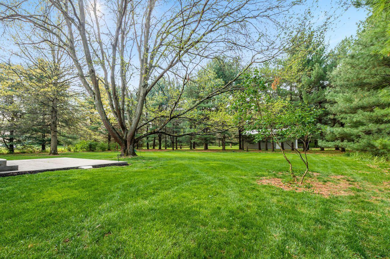 1525 Refugee Road Pickerington, OH 43147 - Photo 27 of 33 Backyard
