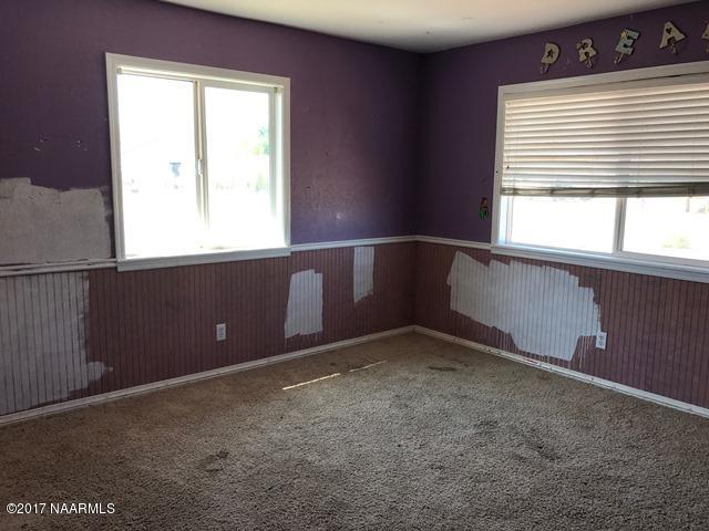 201 Elk Road Page, AZ 86040 - Photo 16 of 25 044-014986 bedroom2