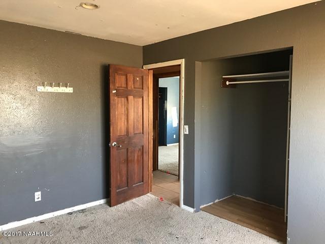 201 Elk Road Page, AZ 86040 - Photo 18 of 25 044-014986 bedroom3(3)
