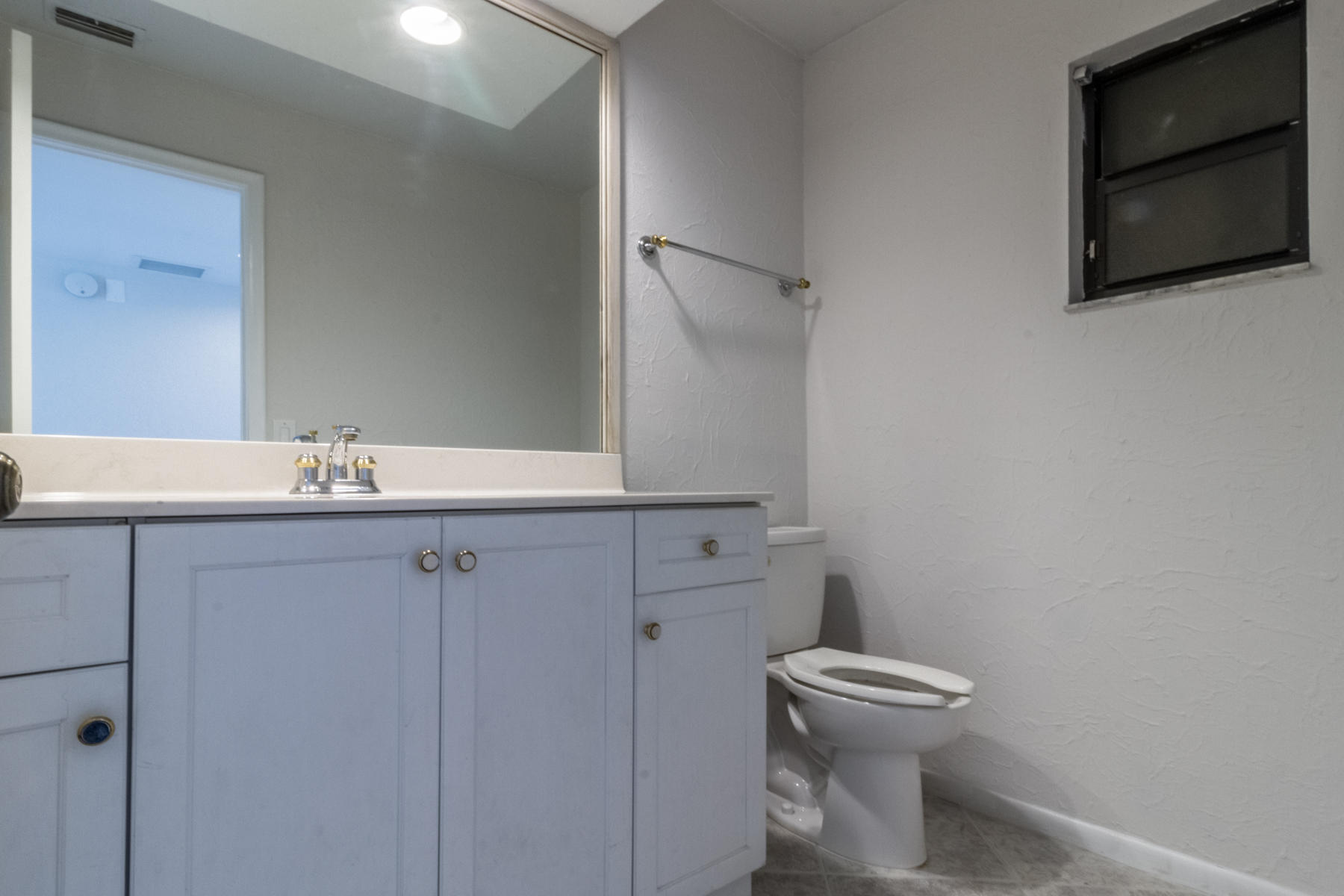 19425 Waters Reach Trail, Unit 904 Boca Raton, FL 33434 - Photo 16 of 49 Half Bath