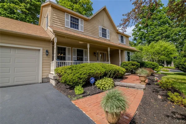 $389,900 | 3705 Black Brant Drive, Clay, NY 13090