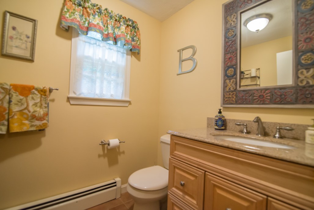 10 Timberlane Road Plaistow, NH 03865 - Photo 18 of 38 Gallery Image 18
