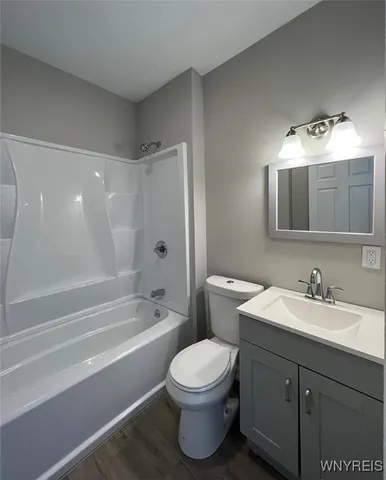 $1,295 | 355 Plymouth Avenue, Buffalo, NY 14213