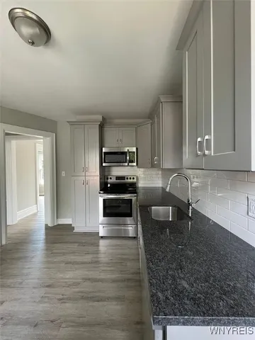 $1,295 | 355 Plymouth Avenue, Buffalo, NY 14213