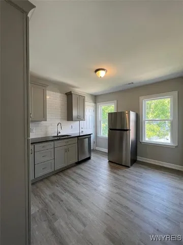 $1,295 | 355 Plymouth Avenue, Buffalo, NY 14213