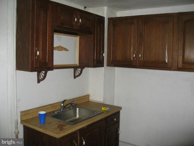 4852 Reisterstown Road Baltimore, MD 21215 - Photo 1 of 12 Kitchen