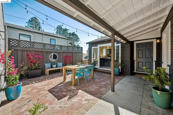 $1,250,000 | 290 Colgate Avenue, Kensington, CA 94708
