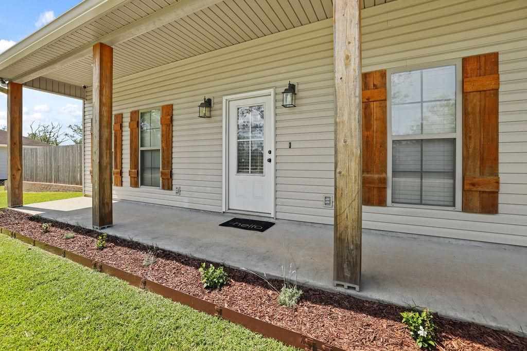 20483 Ridgelake Road Ponchatoula, LA 70454 - Photo 2 of 25