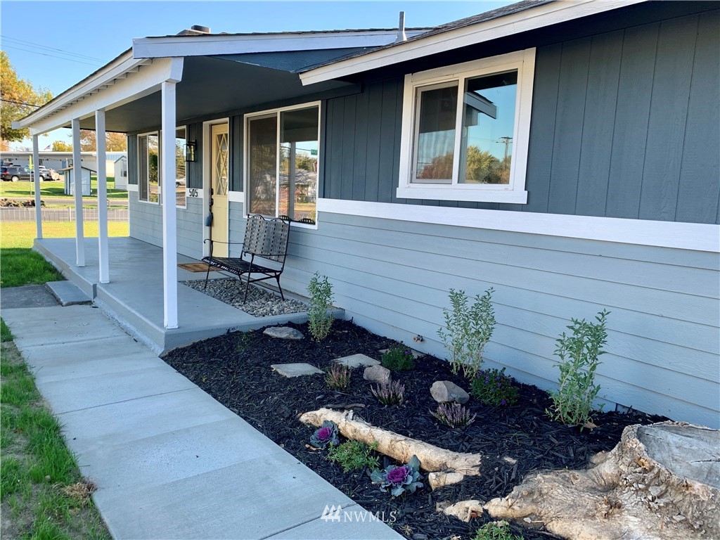 505 West Reisner Road Moses Lake, WA 98837 - Photo 2 of 23 Gallery Image 2
