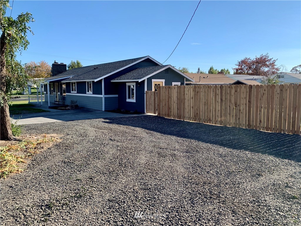 505 West Reisner Road Moses Lake, WA 98837 - Photo 5 of 23 Gallery Image 5
