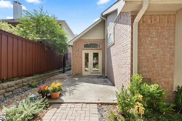 $550,000 | 2219 Pecan Grove Court, Dallas, TX 75228