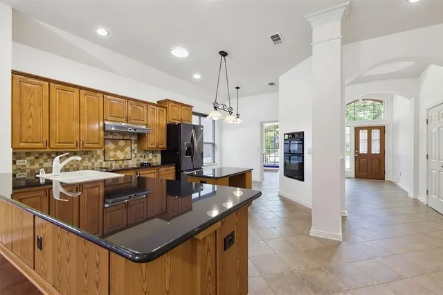 $550,000 | 2219 Pecan Grove Court, Dallas, TX 75228