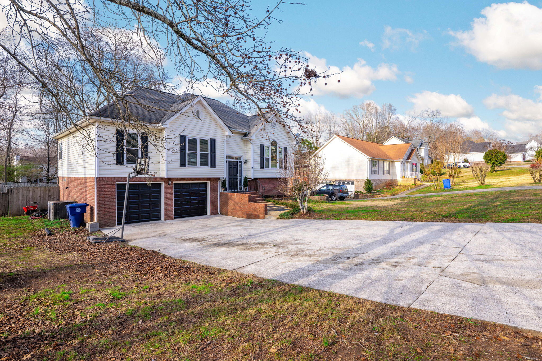 5515 Misty Valley Drive Collegedale, TN 37363 - Photo 3 of 35 3-web-or-mls-DSC_3027