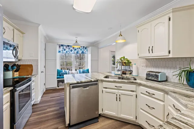 $439,000 | 5515 Misty Valley Drive, Collegedale, TN 37363