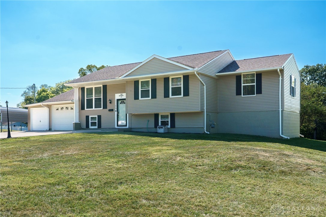 1109 Montgomery Avenue Springfield, OH 45506 - Photo 4 of 63