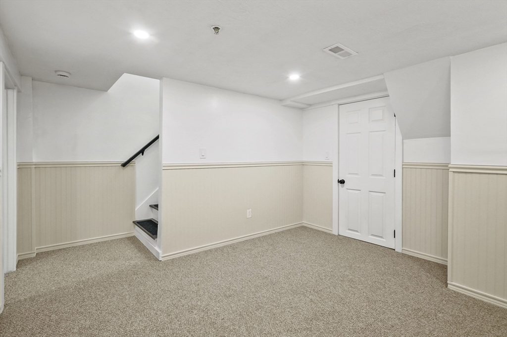 607 Cambridge Street, Unit 4 Worcester, MA 01610 - Photo 19 of 29 a view of small space