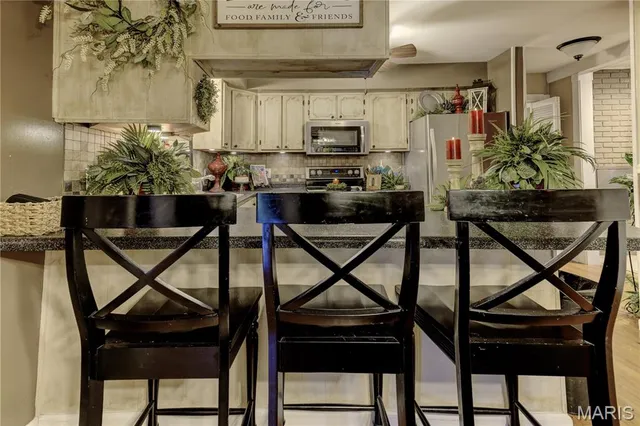 $275,000 | 445 Margaret Drive, East Prairie, MO 63845