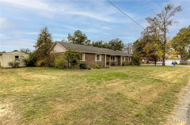 $275,000 | 445 Margaret Drive, East Prairie, MO 63845