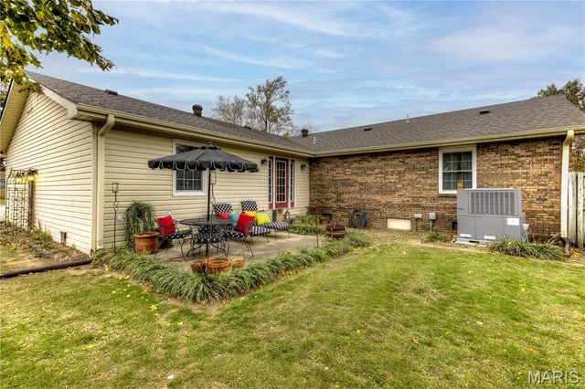 $275,000 | 445 Margaret Drive, East Prairie, MO 63845