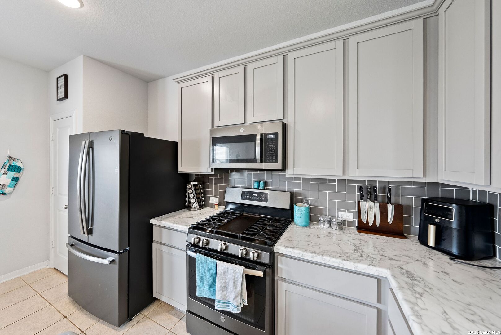8908 Portobello Way Converse, TX 78109 - Photo 9 of 36
