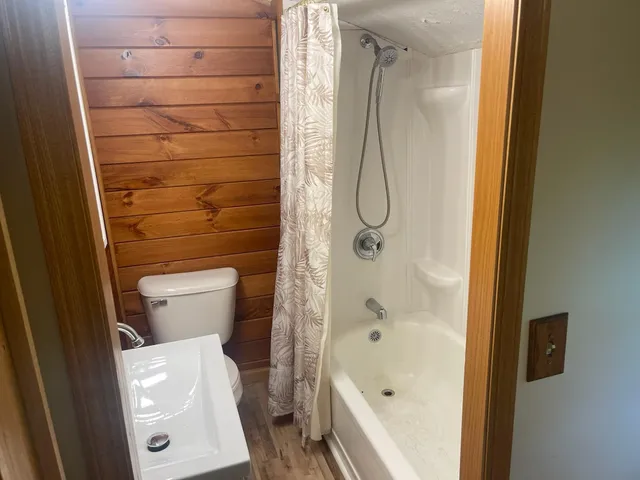 $562,000 | 9484 Sunrise Road, Harris, MN 55032