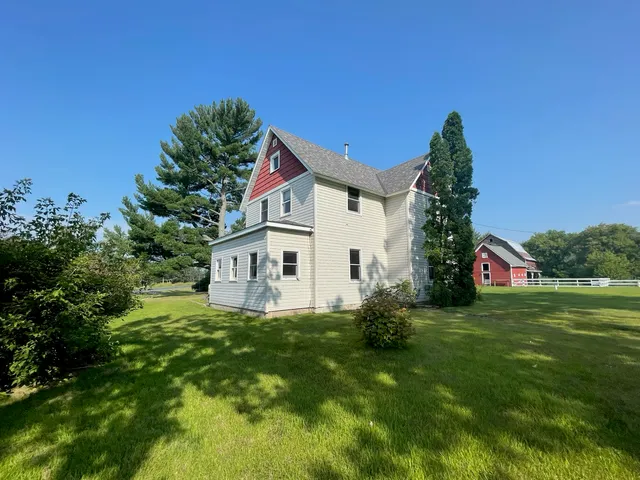 $562,000 | 9484 Sunrise Road, Harris, MN 55032