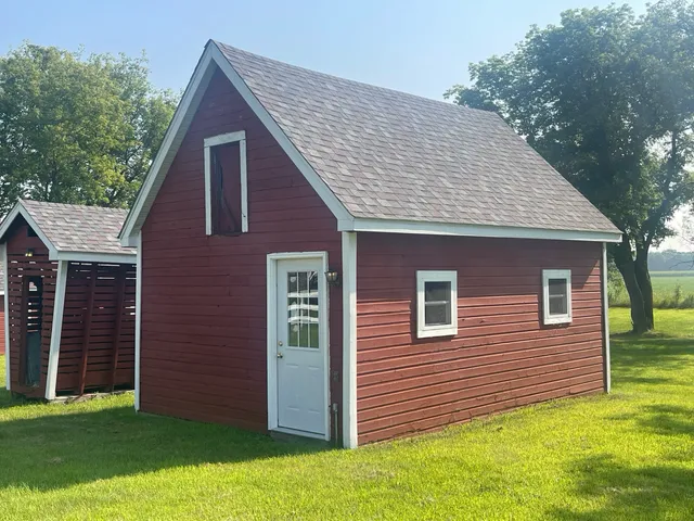 $562,000 | 9484 Sunrise Road, Harris, MN 55032