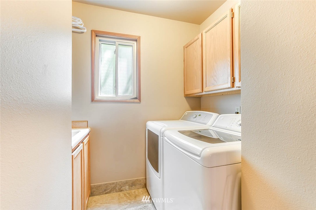 13438 Southeast 182nd Street Renton, WA 98058 - Photo 11 of 25 Gallery Image 11
