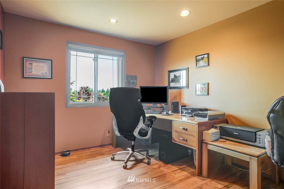 13438 Southeast 182nd Street Renton, WA 98058 - Photo 22 of 25 Gallery Image 22
