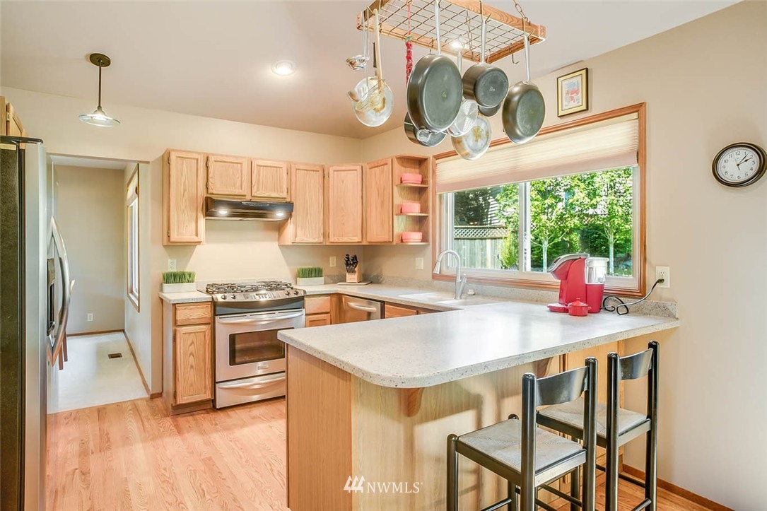 13438 Southeast 182nd Street Renton, WA 98058 - Photo 6 of 25 Gallery Image 6