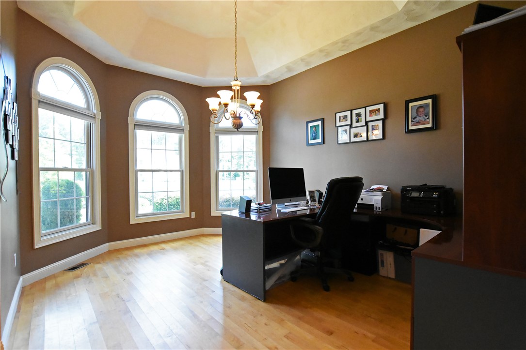 45 Lantern Road Smithfield, RI 02917 - Photo 13 of 48 Gallery Image 13