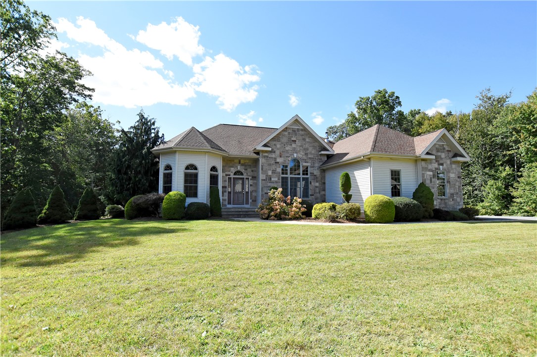 45 Lantern Road Smithfield, RI 02917 - Photo 2 of 48 Gallery Image 2