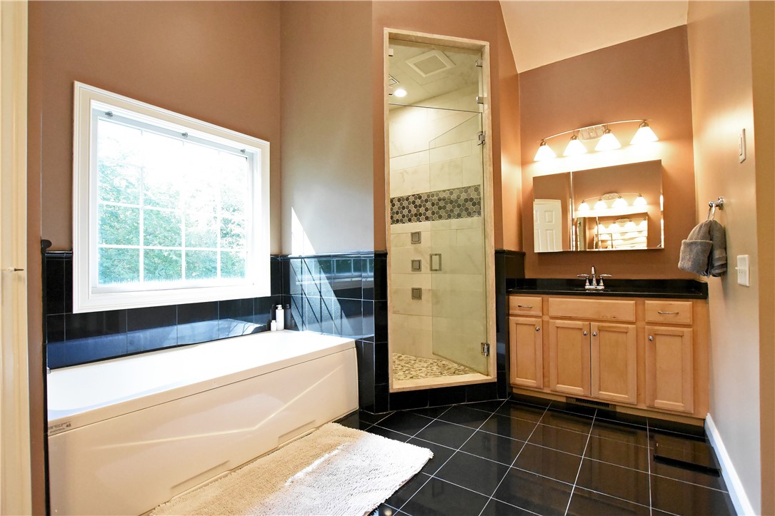 45 Lantern Road Smithfield, RI 02917 - Photo 26 of 48 Gallery Image 26