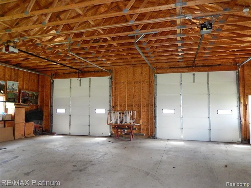 11256 Byron Road Howell, MI 48855 - Photo 16 of 80 16.JPG