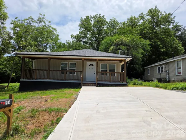 $1,900 | 219 Green Drive Southwest, Concord, NC 28027