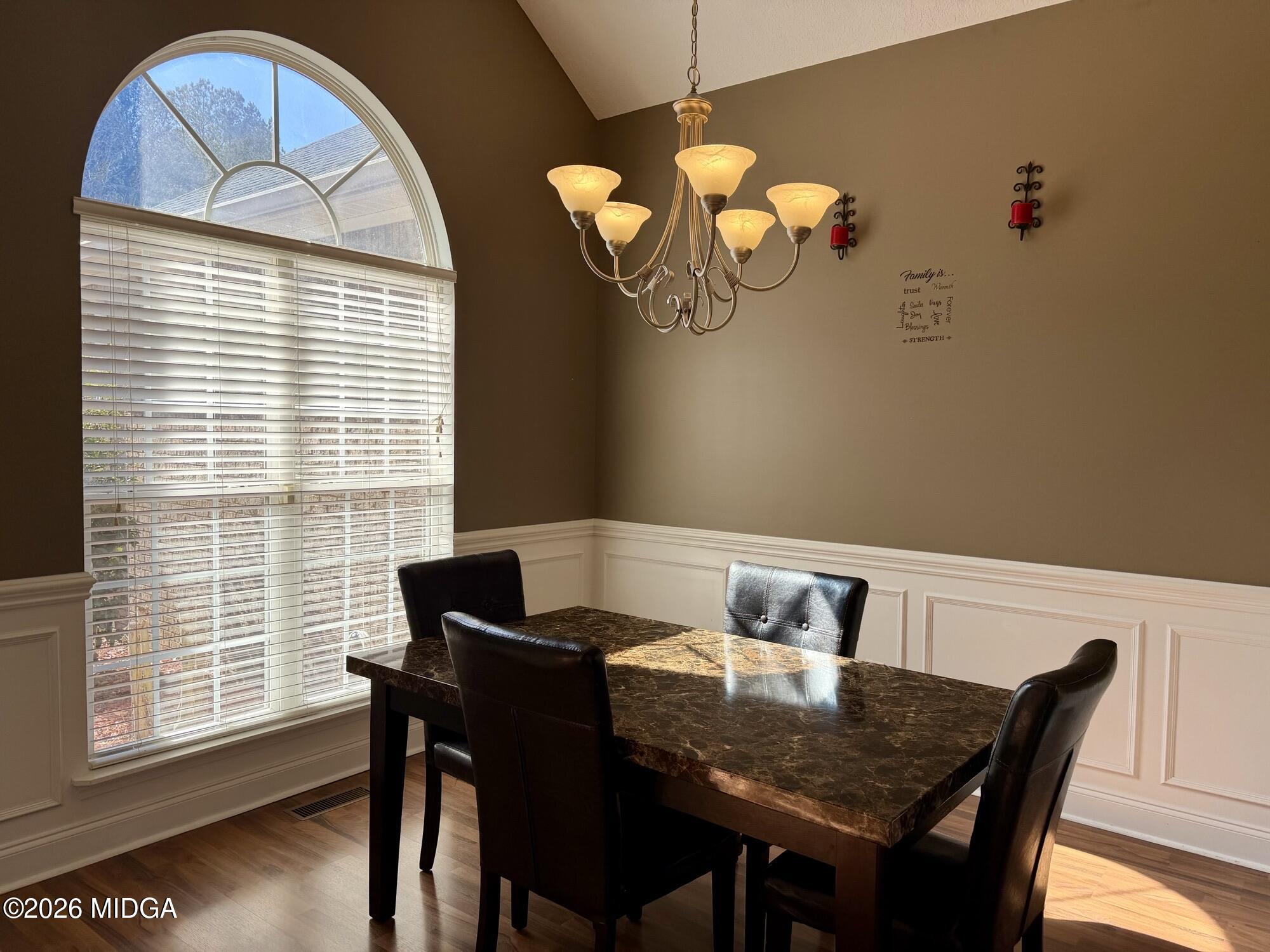 159 Jockey Lane Cochran, GA 31014 - Photo 4 of 39 a view of a dining room with a table and chairs