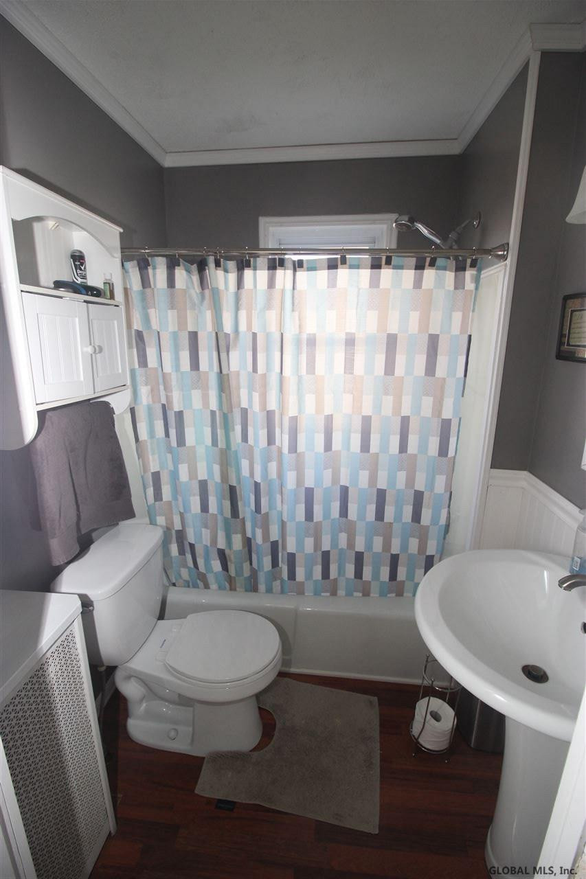 193 Chepstow Road Rotterdam, NY 12303 - Photo 13 of 23 Photo 13