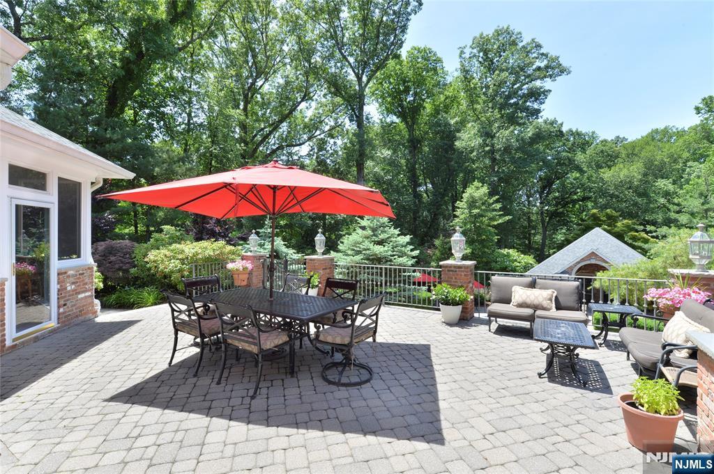 4 Baldwin Road Saddle River, NJ 07458 - Photo 27 of 36 Gallery Image 27