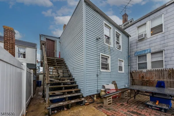 $450,000 | 229 Marshall Street, Elizabeth Port, NJ 07206